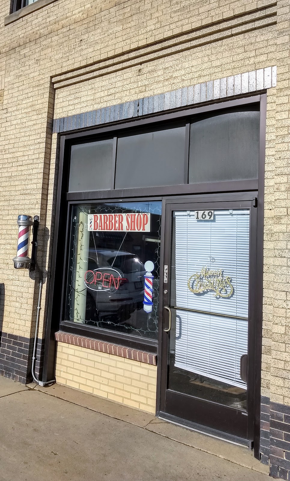 Bob’s Barber Shop