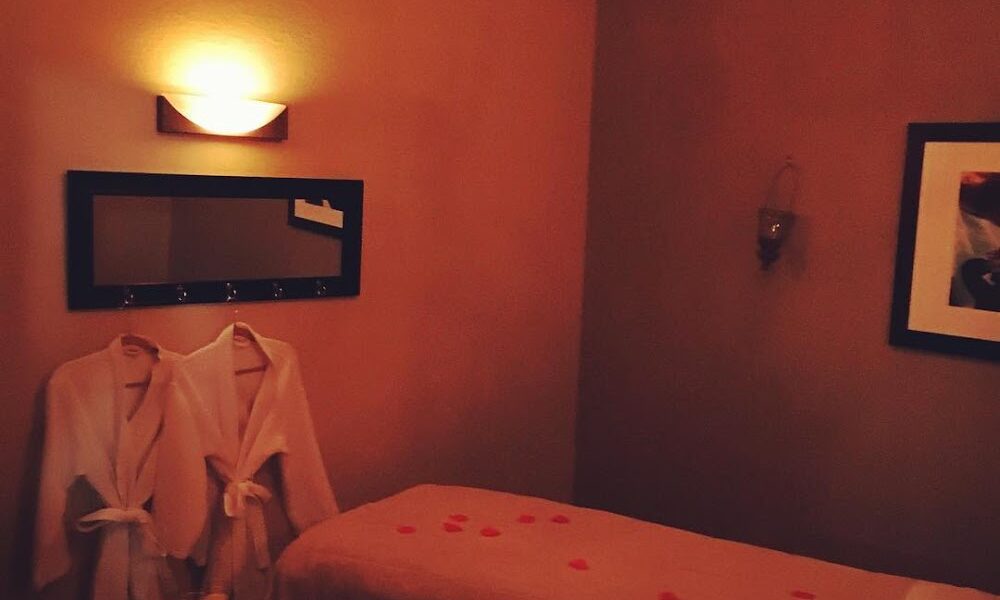 Body Massage Wellness Spa