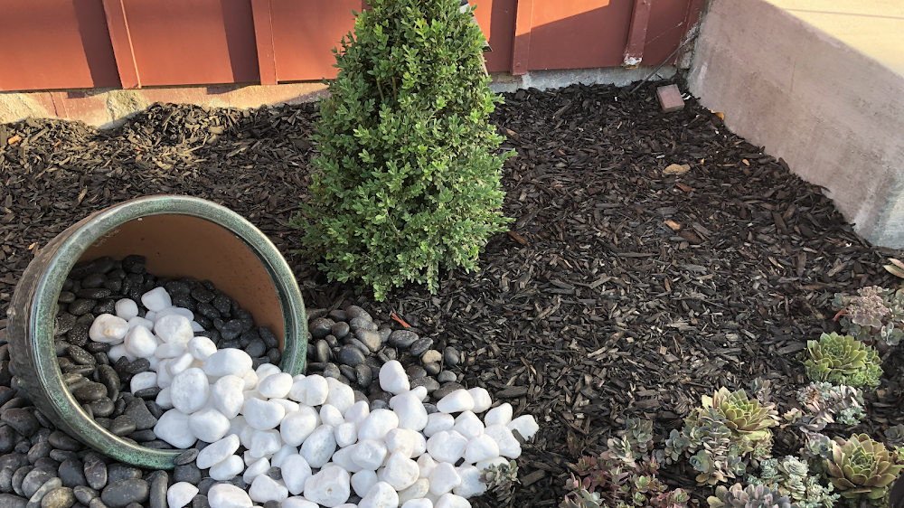 Hector’s Landscaping and Construction
