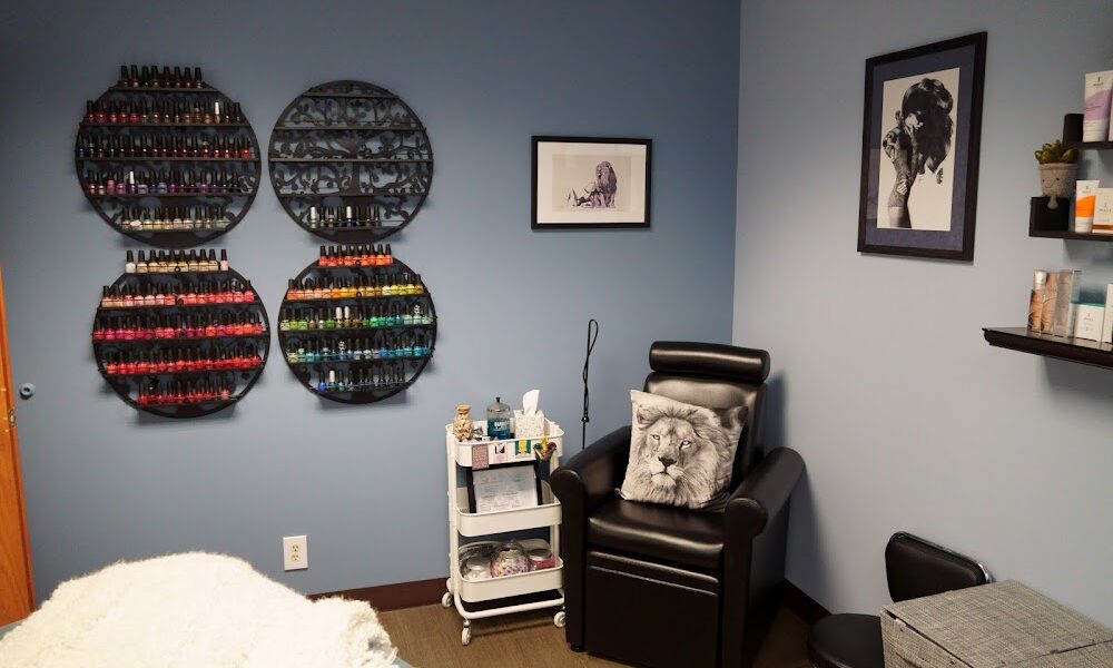 Luna Salon & Day Spa