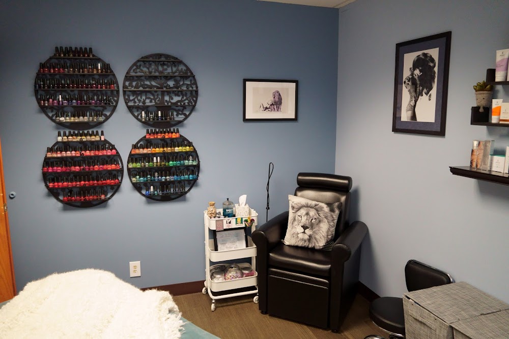 Luna Salon & Day Spa