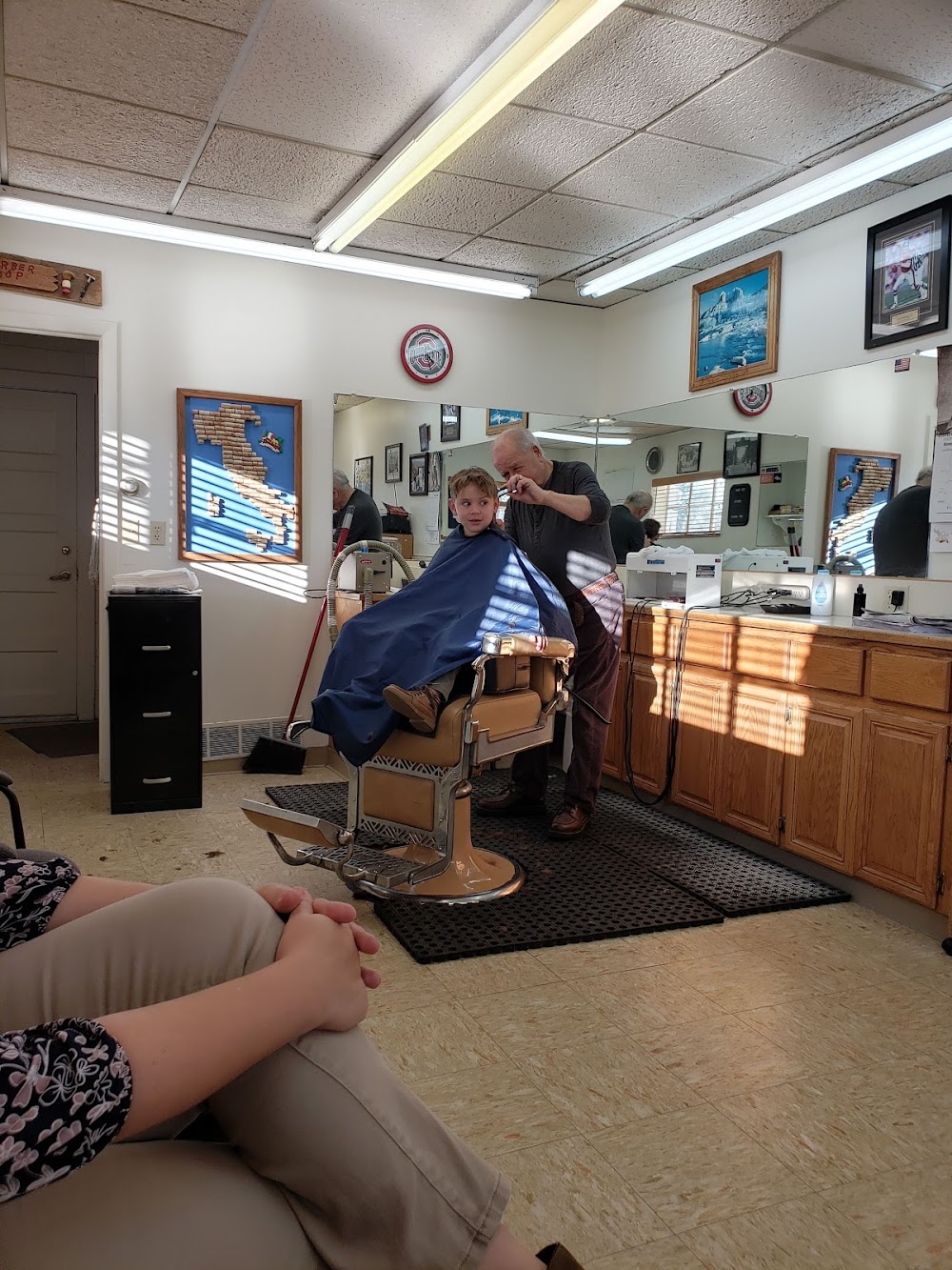 Sam’s Barber Shop