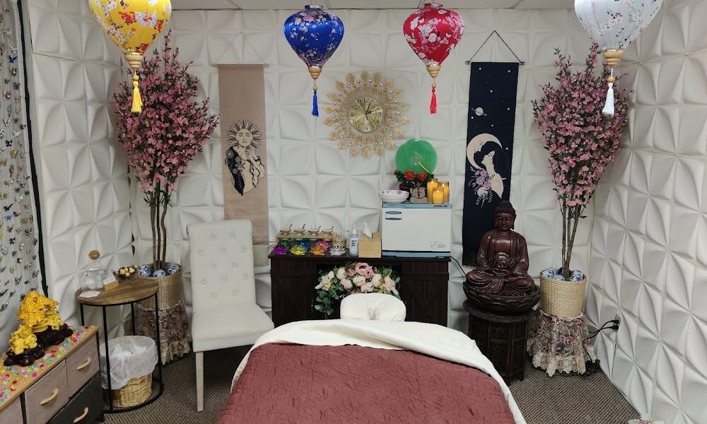 Tree World Spa & Massage