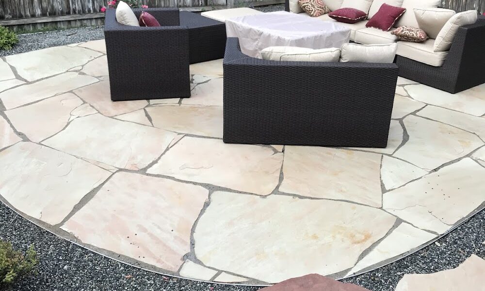 Unique Lawn and Landscaping