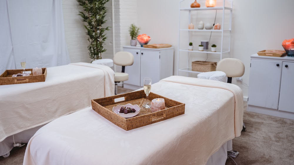 Zen’d Out Couples Massage Spa